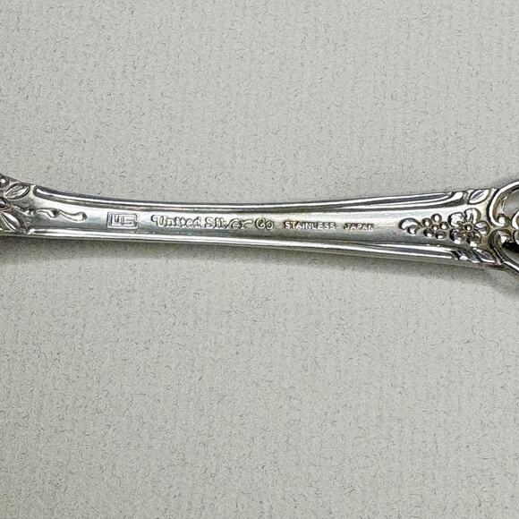 United Silver Co Artistic Rose Place/Oval Soup Spoon Stainless 4pcs Pierced - Picture 5 of 5